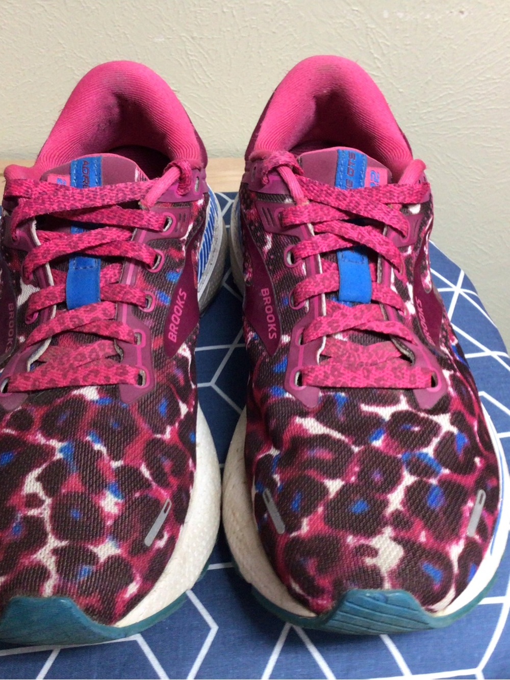 Brooks Women's Magenta Leopard Print Running Shoes with Blue Accents
